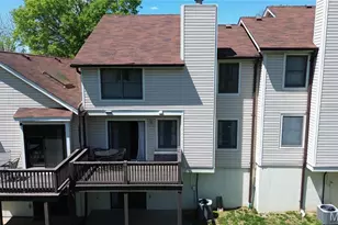 13734 La Conte Ct, Saint Louis, MO 63128 - Photo 4