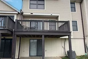 13734 La Conte Ct, Saint Louis, MO 63128 - Photo 4