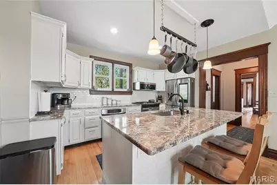 33 S Laclede Station Road, Webster Groves, MO 63119 - Photo 14