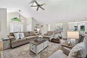 5127 Quail Creek Estates Ct, Saint Louis, MO 63128 - Photo 14