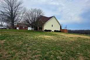 909 Daytona Dr, Lebanon, MO 65536 - Photo 6