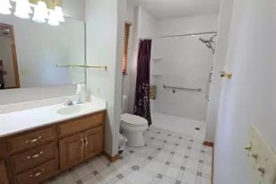 909 Daytona Dr, Lebanon, MO 65536 - Photo 48