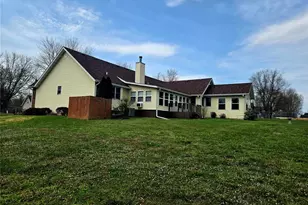 909 Daytona Dr, Lebanon, MO 65536 - Photo 4