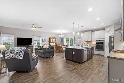 1117 Spruce Forest Drive, Lake Saint Louis, MO 63367 - Photo 10