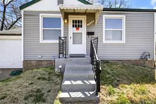 7439 Embury Ct, Country Club Hills, MO 63136 - Photo 6