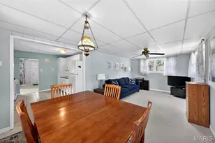 205 Lynn Meadows Ln, Florissant, MO 63033 - Photo 20