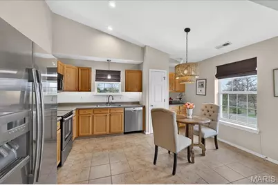 11087 Gravois Road #303, Saint Louis, MO 63126 - Photo 6