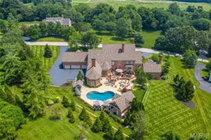 13344 Buckland Hall Rd, Saint Louis, MO 63131 - Photo 2