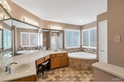 12315 Rule Hill Court, Maryland Heights, MO 63043 - Photo 24