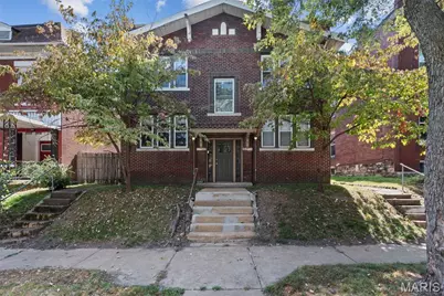 4242 Botanical Avenue, Saint Louis, MO 63110 - Photo 1