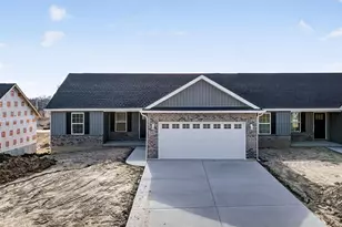 114 Grindstone Ct, Moscow Mills, MO 63362 - Photo 2