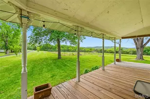 11 Skyview Way, Pacific, MO 63069 - Photo 6