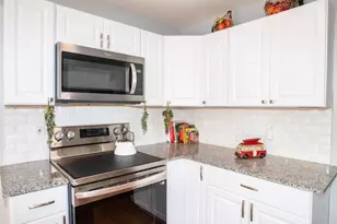 1212 Parmer Dr, Florissant, MO 63031 - Photo 12