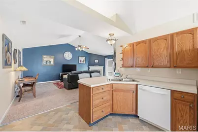 5 Quiet Meadow Court, Saint Peters, MO 63376 - Photo 6