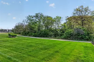 208 Kerry Downs Dr, O'Fallon, MO 63368 - Photo 36