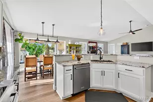 3605 Silverstone Trails Dr, Byrnes Mill, MO 63051 - Photo 18