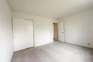 2940 Dover Dr, Florissant, MO 63033 - Photo 4