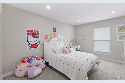 8933 Eager Road, Saint Louis, MO 63144 - Photo 22