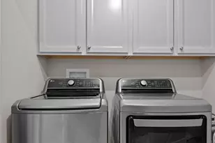 8933 Eager Rd, Saint Louis, MO 63144 - Photo 18