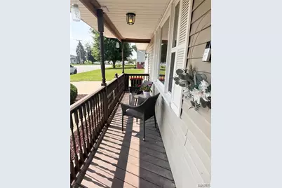 318 S Breckenridge Avenue, Palmyra, MO 63461 - Photo 2