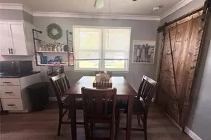 318 S Breckenridge Ave, Palmyra, MO 63461 - Photo 6