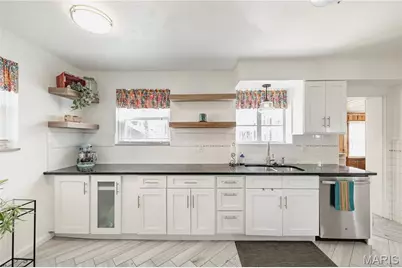 7328 Ravinia Drive, Pasadena Hills, MO 63121 - Photo 18