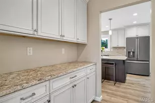1952 Farm Valley Dr, Chesterfield, MO 63017 - Photo 14