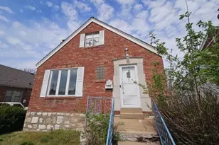 8917 Lucerne Ct, Saint Louis, MO 63136 - Photo 1