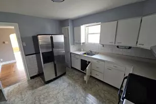 8917 Lucerne Ct, Saint Louis, MO 63136 - Photo 4