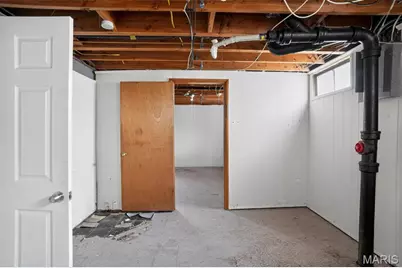 1722 Bradshaw Drive, Saint Louis, MO 63136 - Photo 30