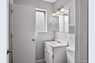 1722 Bradshaw Drive, Saint Louis, MO 63136 - Photo 22