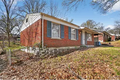 1722 Bradshaw Drive, Saint Louis, MO 63136 - Photo 4
