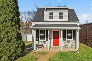 609 S 4th St, Saint Charles, MO 63301 - Photo 1