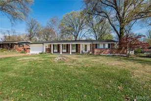 1525 Bayonne Dr, Spanish Lake, MO 63138 - Photo 2