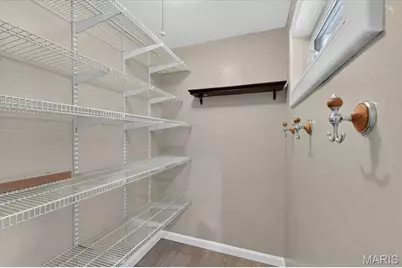 2441 Ackerman Avenue, Saint Louis, MO 63114 - Photo 24