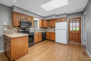 1460 Bluefield Dr, Florissant, MO 63033 - Photo 10