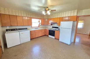 616 Madison St, Stanton, MO 63435 - Photo 6