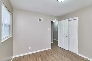 855 Daniel Boone Dr, Florissant, MO 63031 - Photo 32