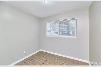 855 Daniel Boone Drive, Florissant, MO 63031 - Photo 18