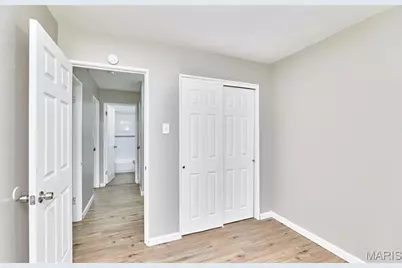 855 Daniel Boone Drive, Florissant, MO 63031 - Photo 22