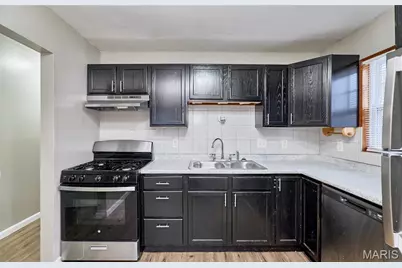 855 Daniel Boone Drive, Florissant, MO 63031 - Photo 16