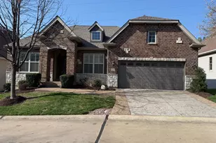 36 Sag Harbor Ct, Saint Charles, MO 63303 - Photo 2