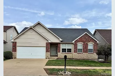 5606 Paris Court, Saint Louis, MO 63129 - Photo 1