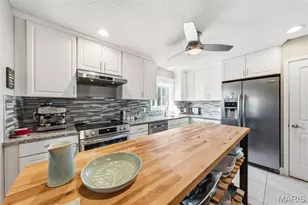 5607 Dantonaire Pl, Saint Louis, MO 63128 - Photo 16