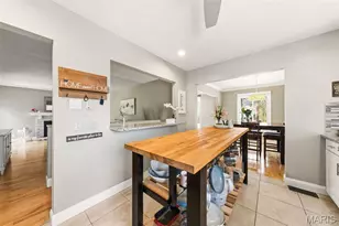 5607 Dantonaire Pl, Saint Louis, MO 63128 - Photo 18