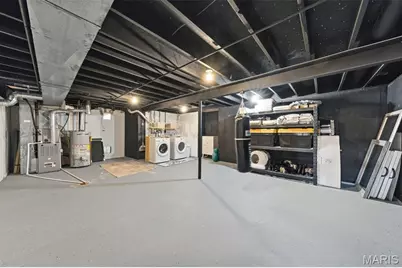 5607 Dantonaire Place, Saint Louis, MO 63128 - Photo 38