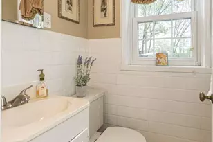 710 Elmtree Ln, Saint Louis, MO 63122 - Photo 8