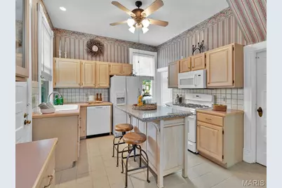 440 E Bradford Avenue, Webster Groves, MO 63119 - Photo 16