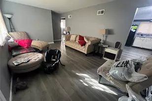 9029 Cranberry Ln, Normandy, MO 63121 - Photo 2