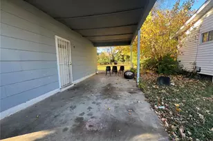 9029 Cranberry Ln, Normandy, MO 63121 - Photo 14